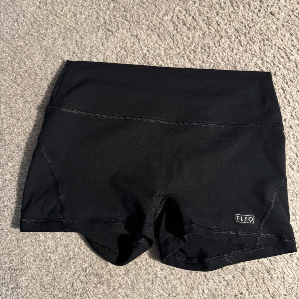 Fleo apex contour shorts - no front seam